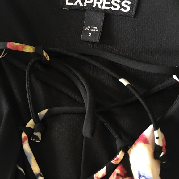 Express flower printed dress - Picture 3 of 6